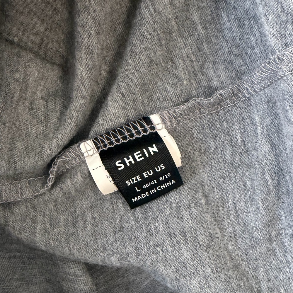 Grey Textured Geometric Tee - Picture 4 of 5